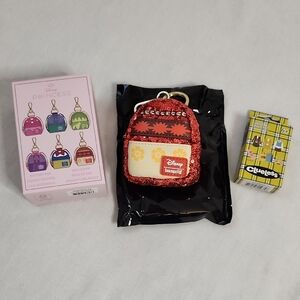 Disney Princess "Moana" Sequins Bag Charm  w/ 30th Anniversary ClueLess Pin